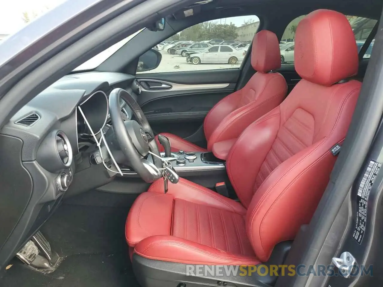 7 Photograph of a damaged car ZASPAKBN0R7D75236 ALFA ROMEO STELVIO 2024