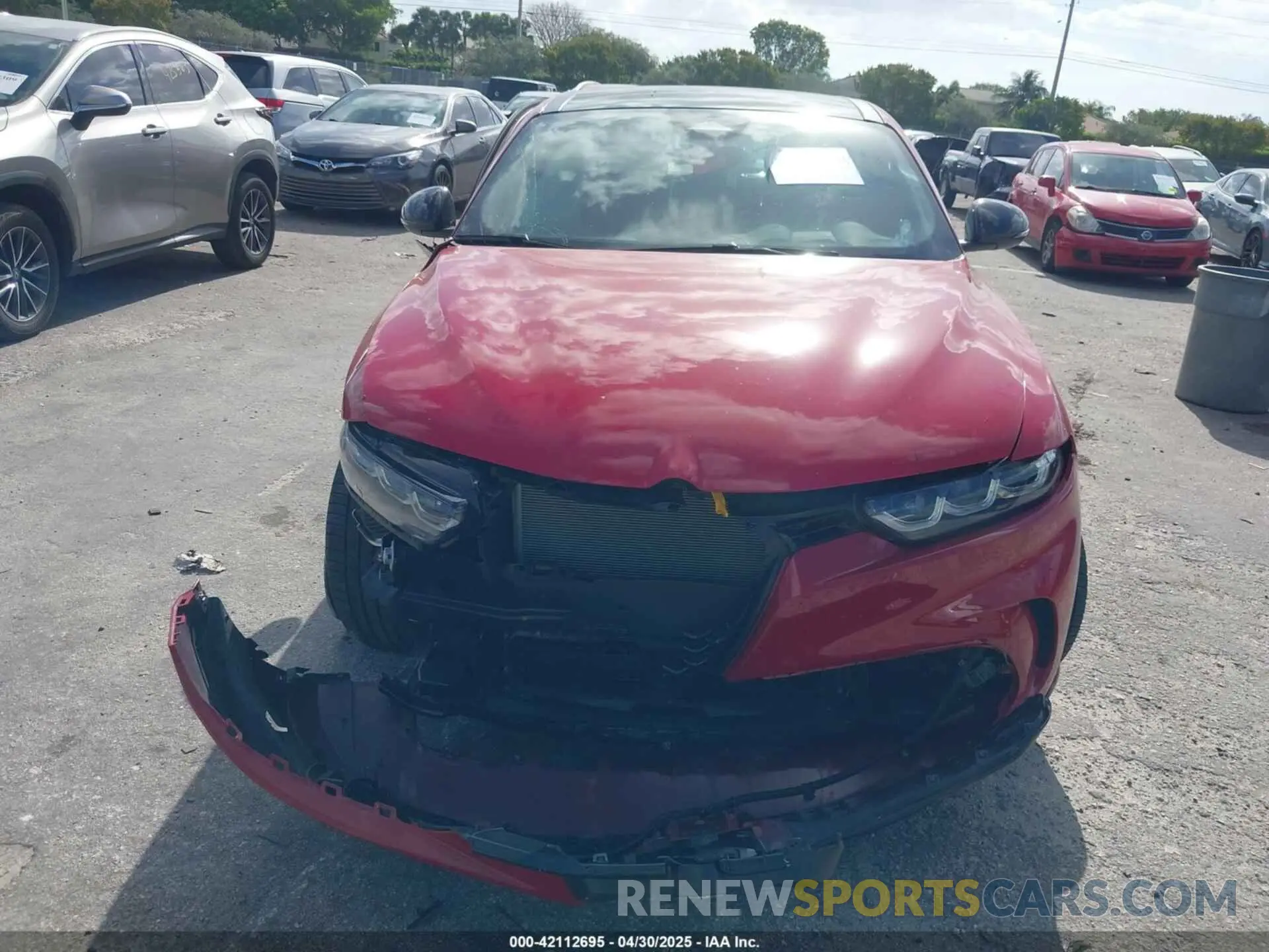 12 Photograph of a damaged car ZASPATDW3R3059300 ALFA ROMEO TONALE 2024