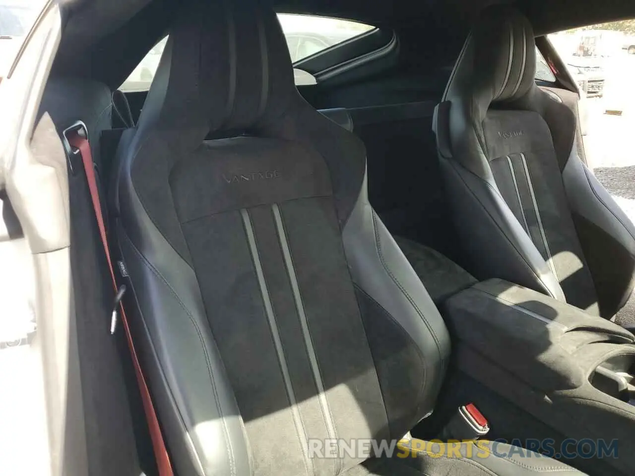 10 Фотография поврежденного автомобиля SCFSMGAW9KGN02588 ASTON MARTIN ALL MODELS 2019