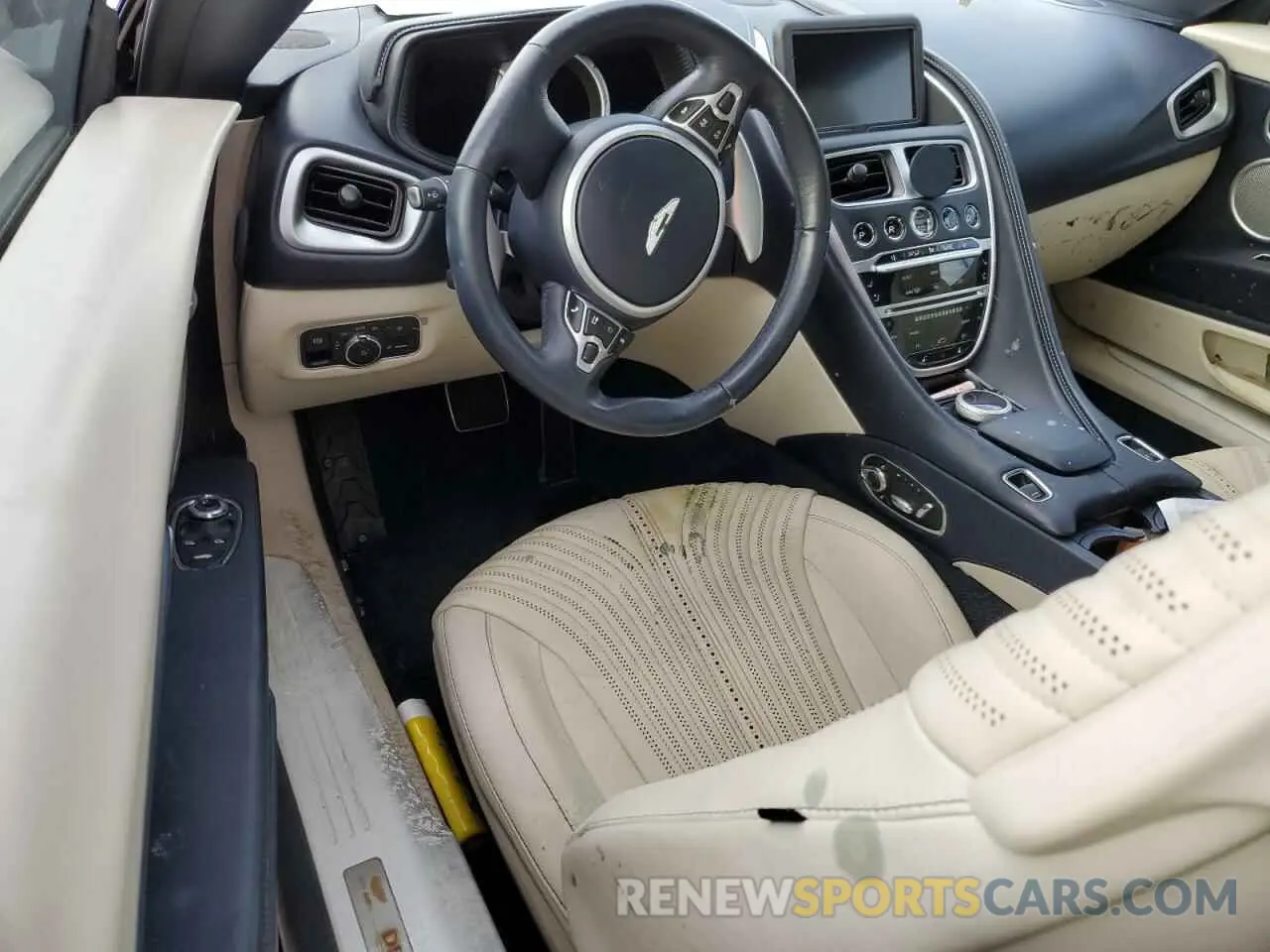 8 Photograph of a damaged car SCFRMFCWXNGM11257 ASTON MARTIN ALL MODELS 2022