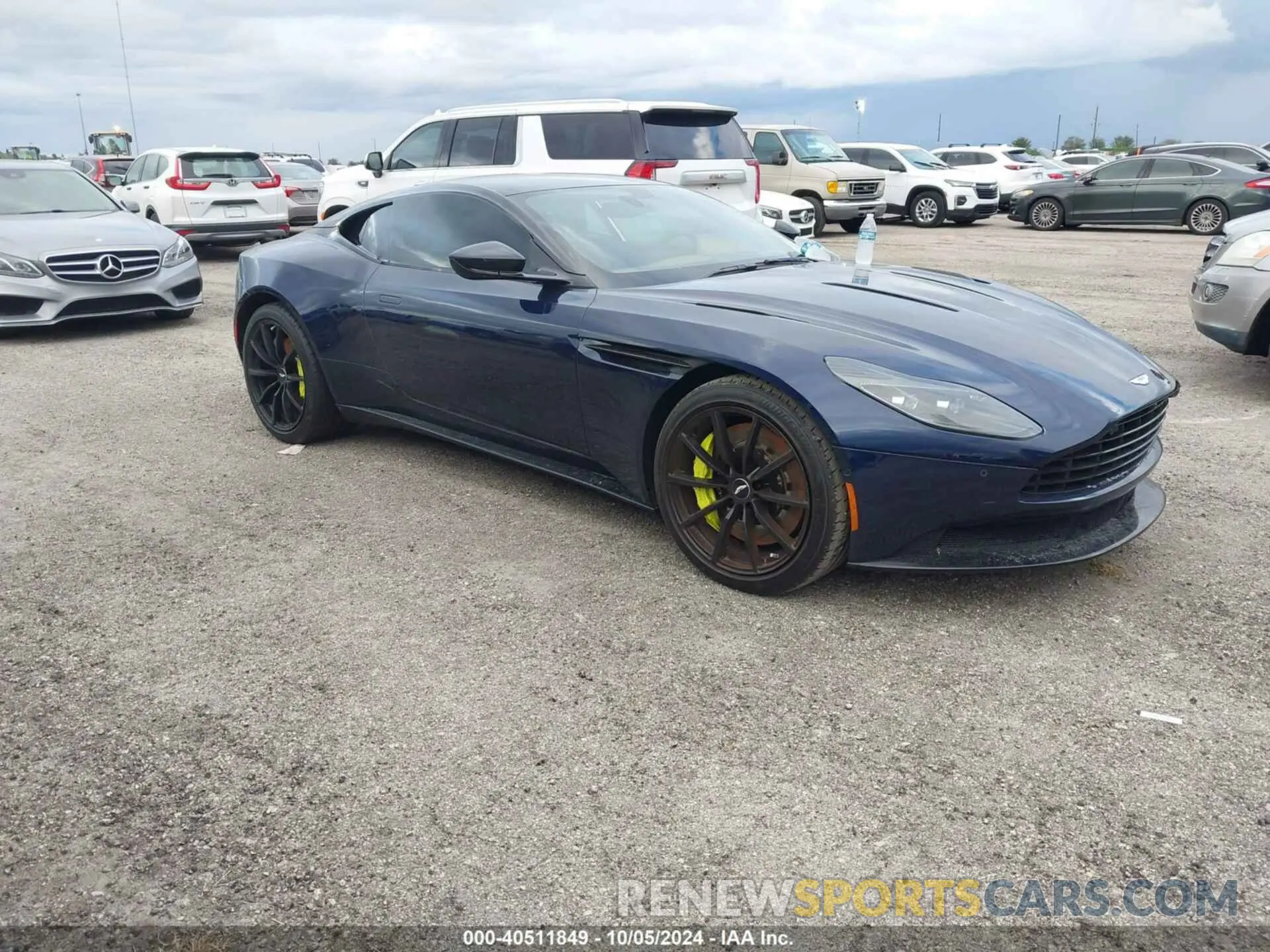 13 Photograph of a damaged car SCFRMFEV7KGL06384 ASTON MARTIN DB11 2019