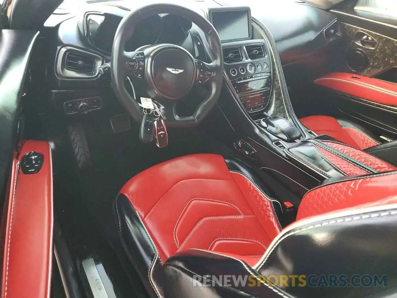 8 Photograph of a damaged car SCFRMHCV3NGT02917 ASTON MARTIN DBS SUPERL 2022