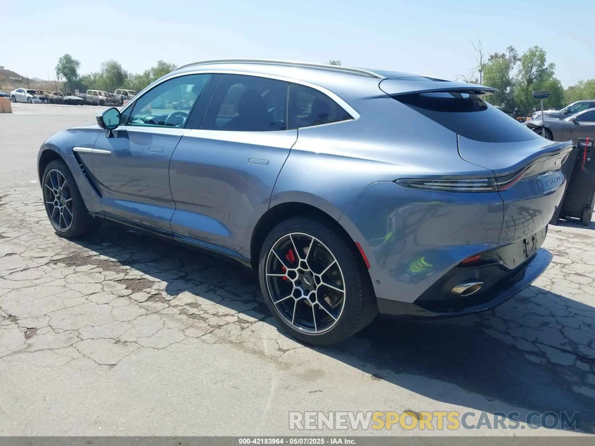 3 Photograph of a damaged car SCFVUJAW8MTV02568 ASTON MARTIN DBX 2021