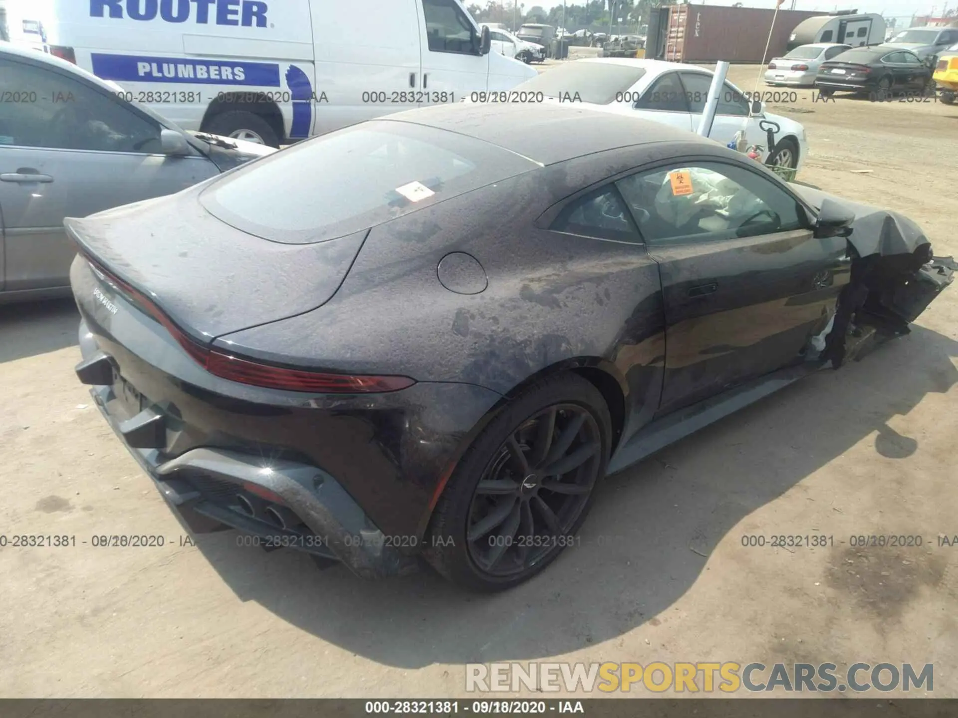 15 Photograph of a damaged car SCFSMGAW1KGN01371 ASTON MARTIN VANTAGE 2019