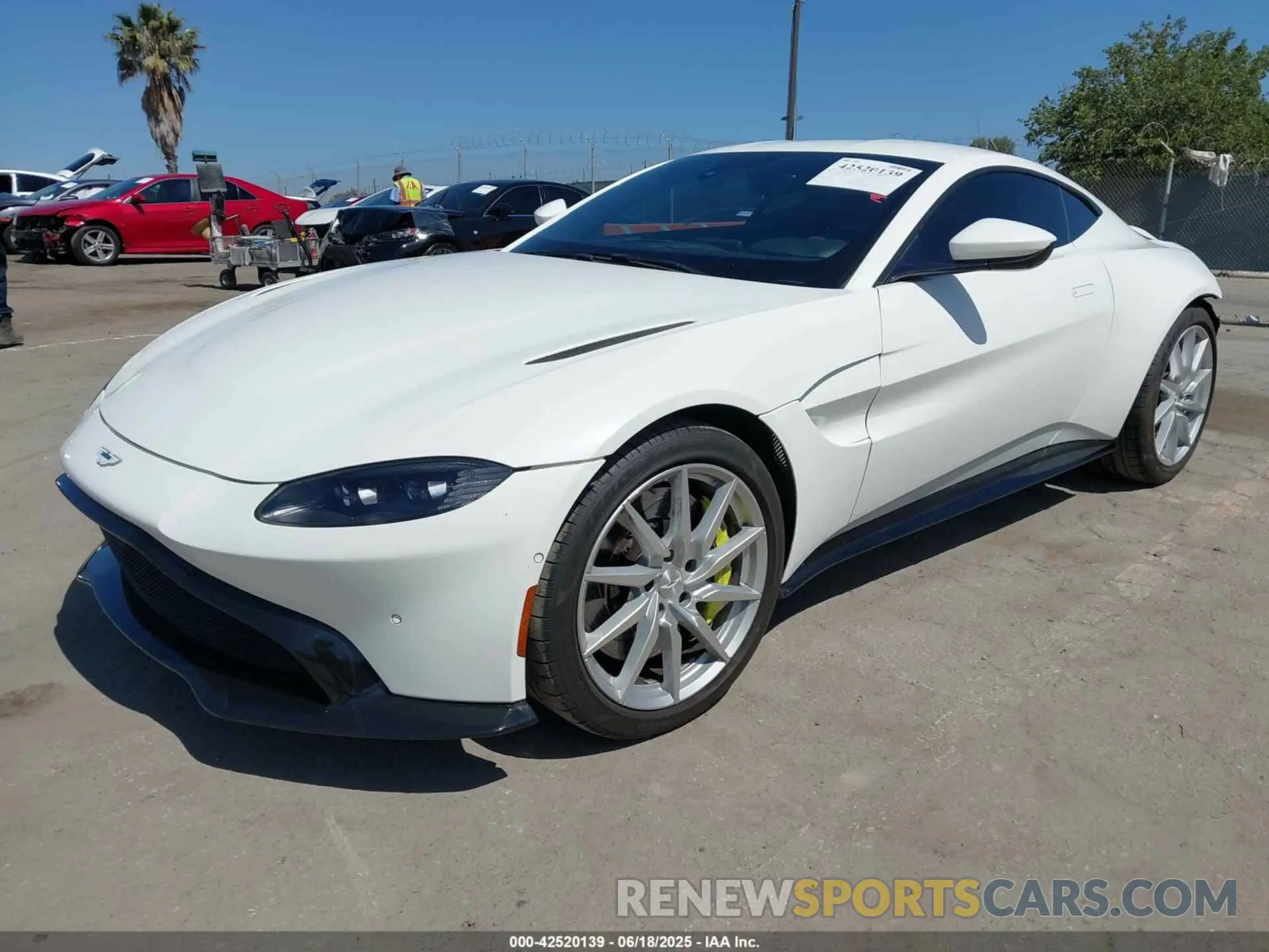 2 Фотография поврежденного автомобиля SCFSMGAW6LGN03294 ASTON MARTIN VANTAGE 2020