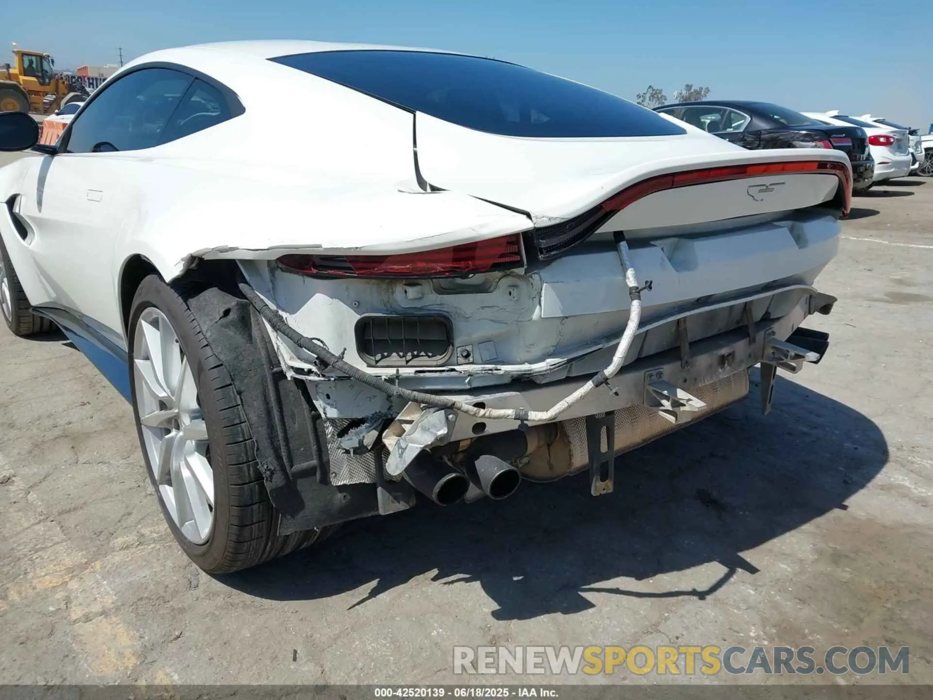 6 Фотография поврежденного автомобиля SCFSMGAW6LGN03294 ASTON MARTIN VANTAGE 2020