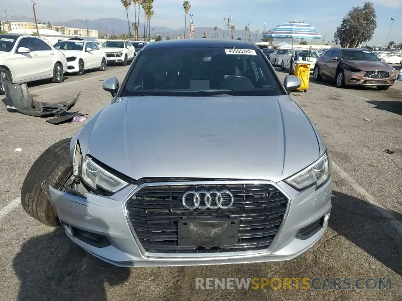 5 Фотография поврежденного автомобиля WAUAUGFF0K1020594 AUDI A3 2019