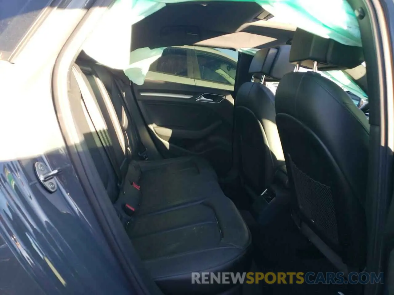 10 Photograph of a damaged car WAUAUGFF4KA086954 AUDI A3 2019