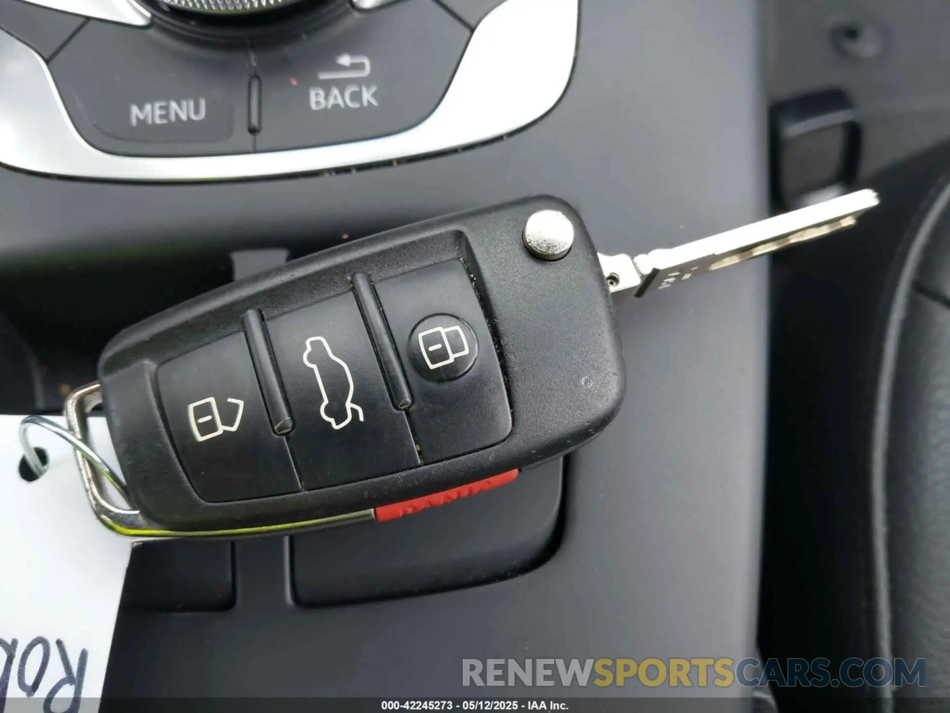 11 Photograph of a damaged car WAUAUGFF6K1010085 AUDI A3 2019