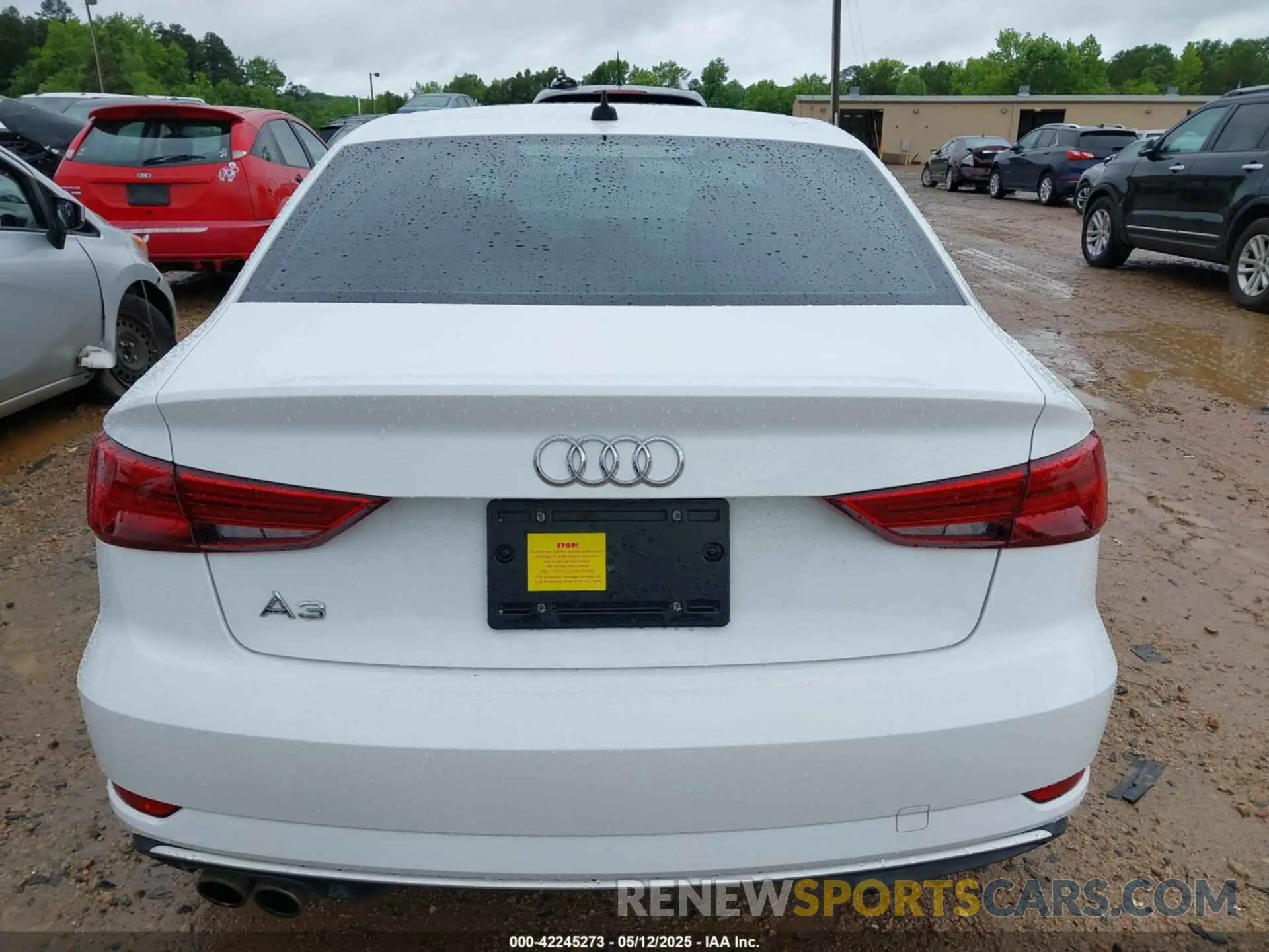16 Photograph of a damaged car WAUAUGFF6K1010085 AUDI A3 2019