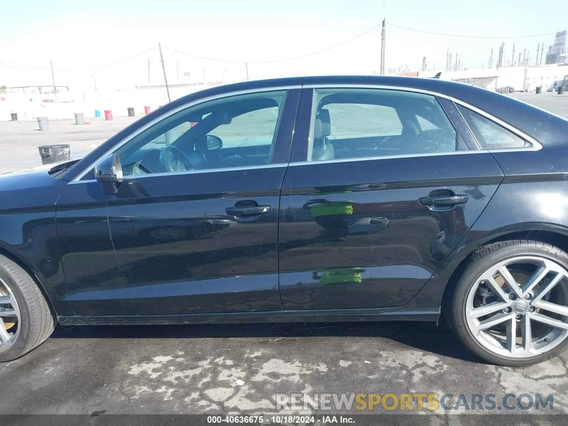 14 Photograph of a damaged car WAUAUGFF6KA067807 AUDI A3 2019