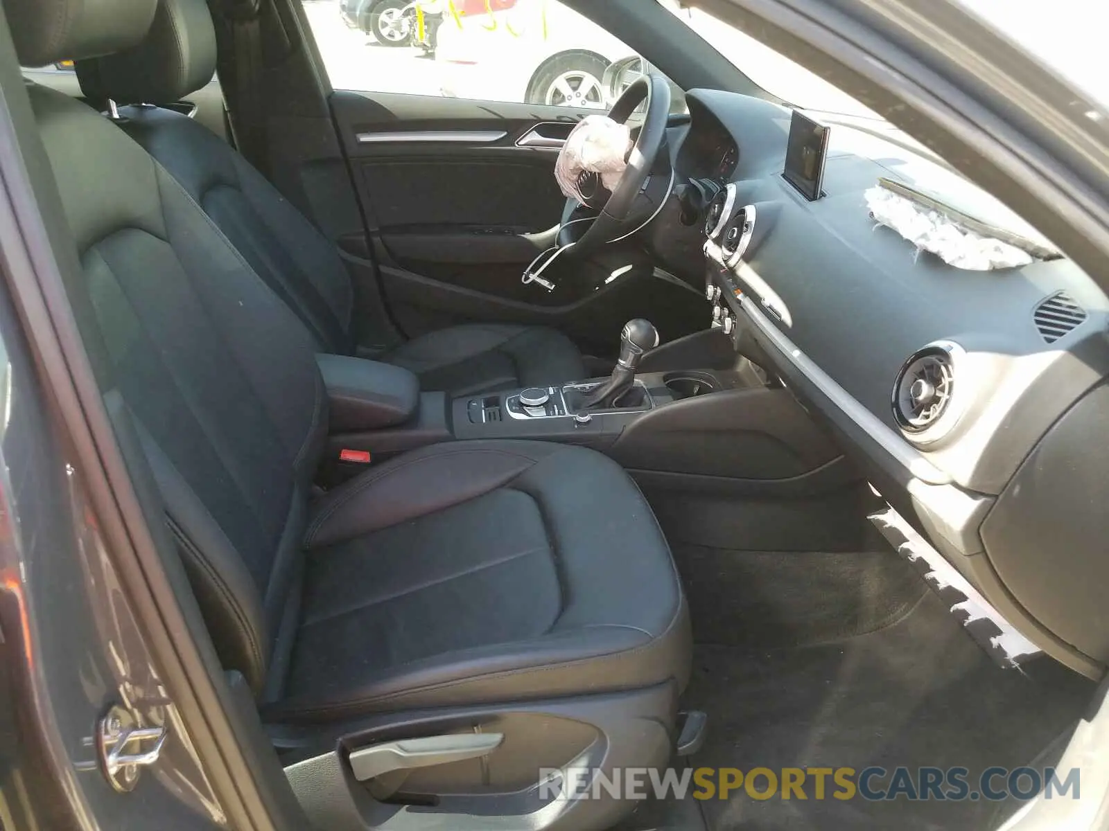 5 Photograph of a damaged car WAUAUGFF7K1015621 AUDI A3 2019