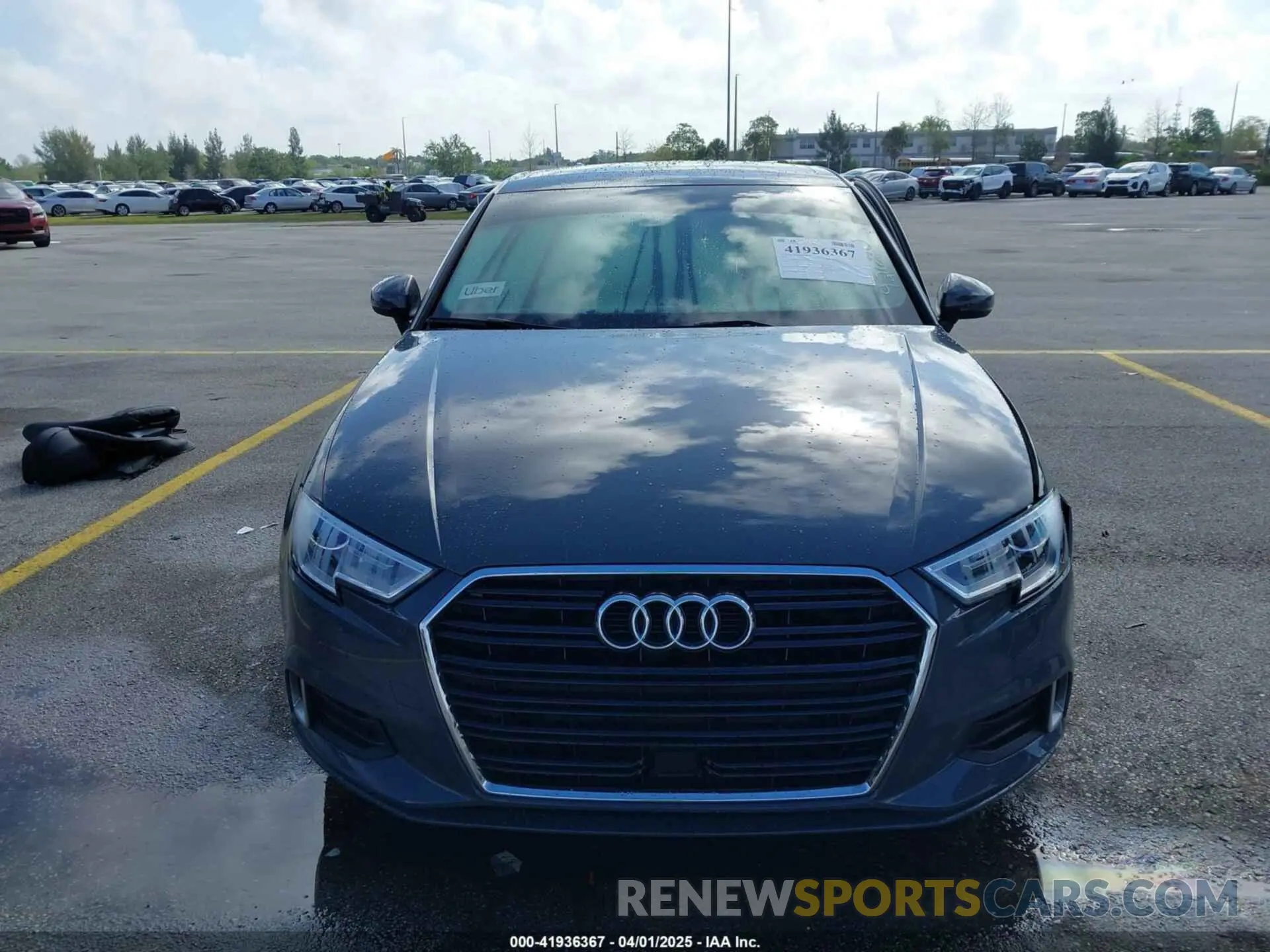 12 Фотография поврежденного автомобиля WAUAUGFF9K1009268 AUDI A3 2019