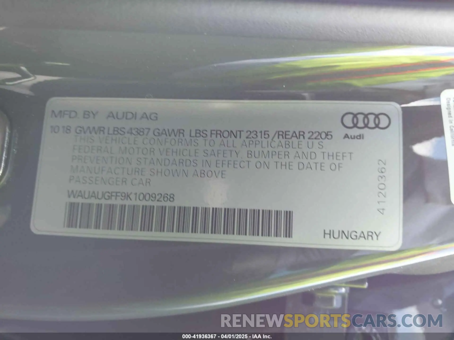 9 Фотография поврежденного автомобиля WAUAUGFF9K1009268 AUDI A3 2019