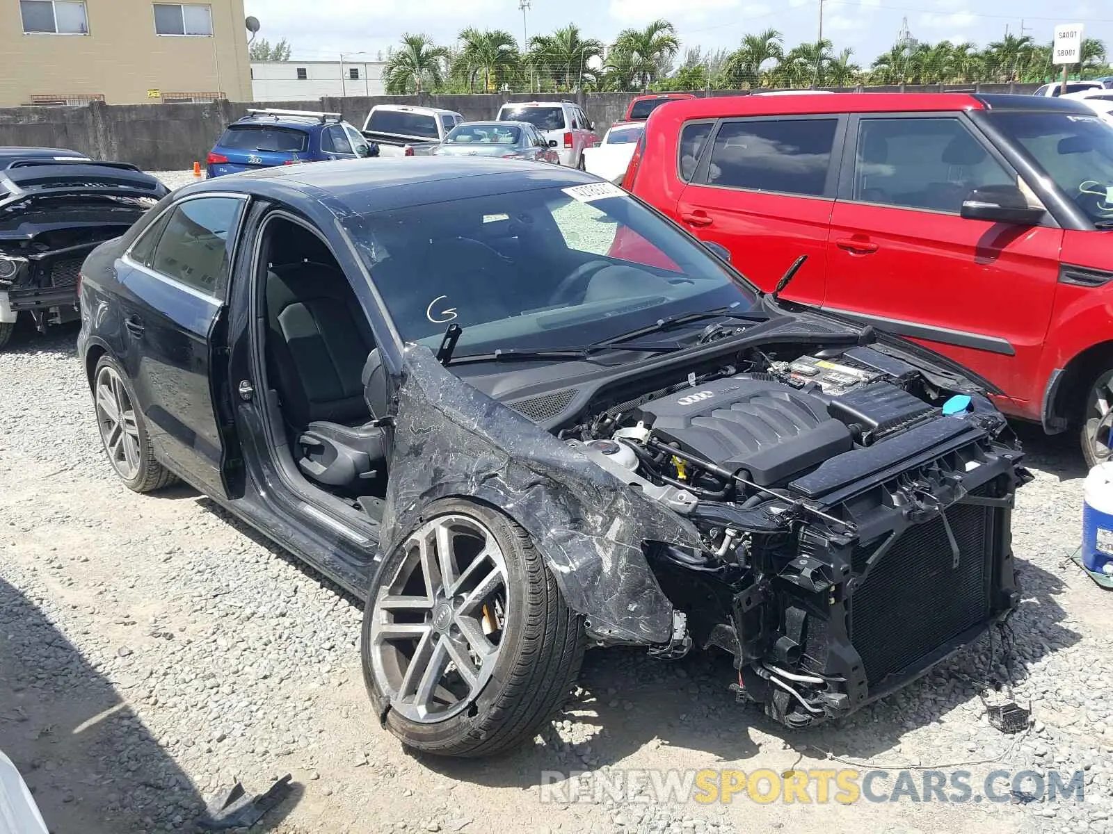 1 Photograph of a damaged car WAUAUGFFXK1014785 AUDI A3 2019