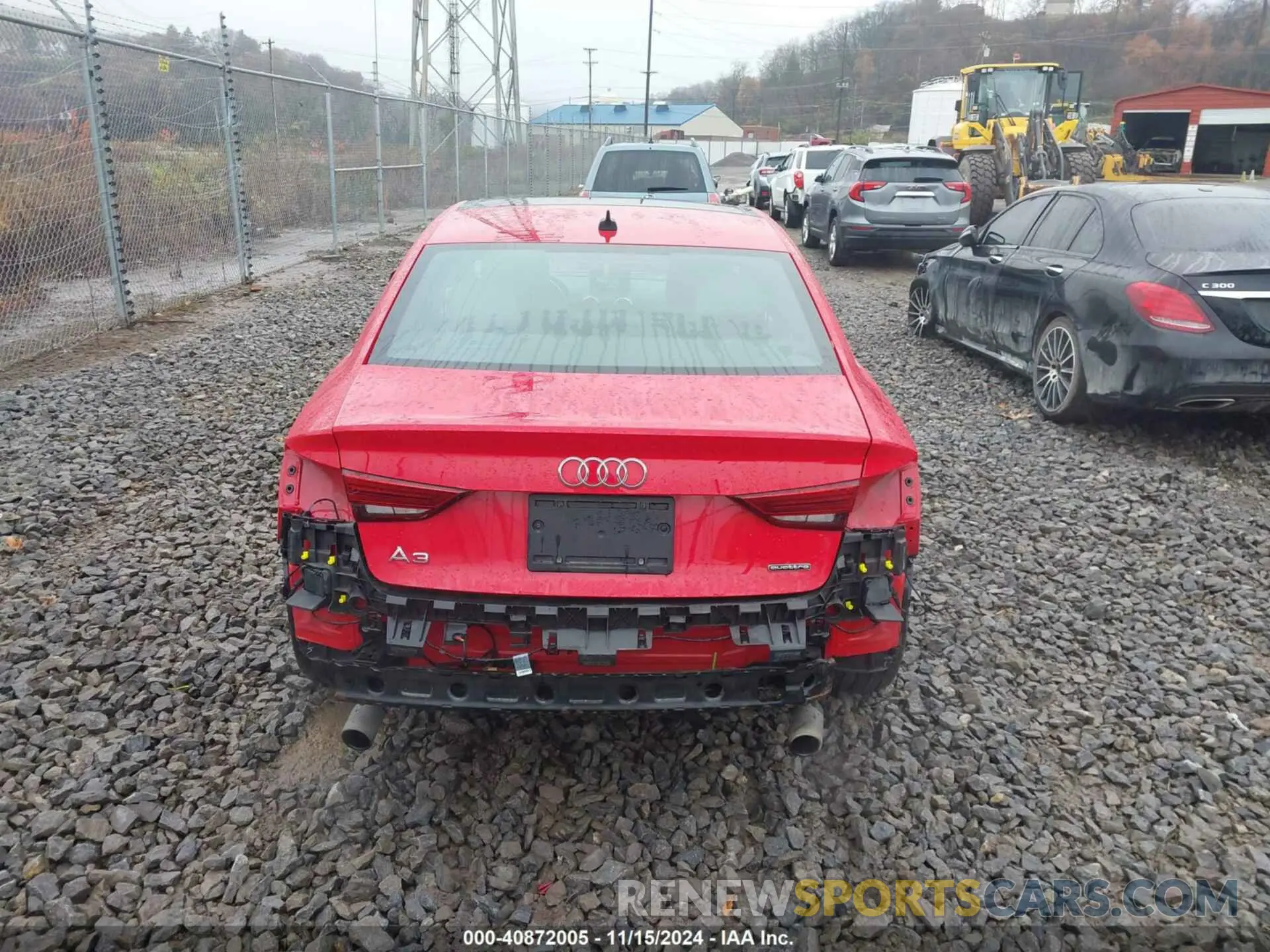 17 Фотография поврежденного автомобиля WAUBEGFF4KA122305 AUDI A3 2019