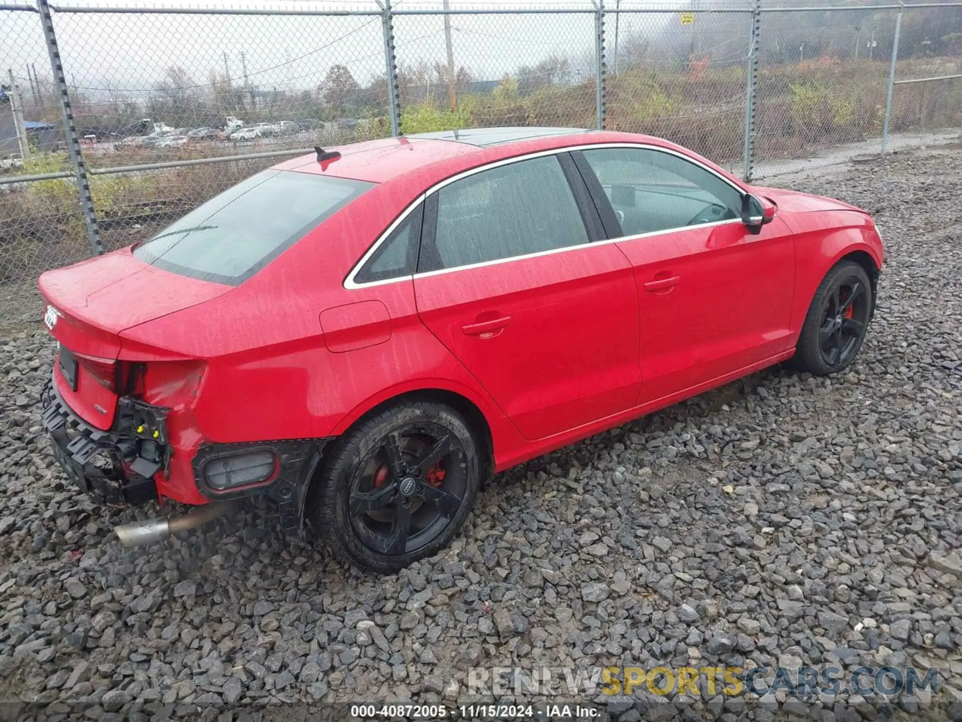 4 Фотография поврежденного автомобиля WAUBEGFF4KA122305 AUDI A3 2019