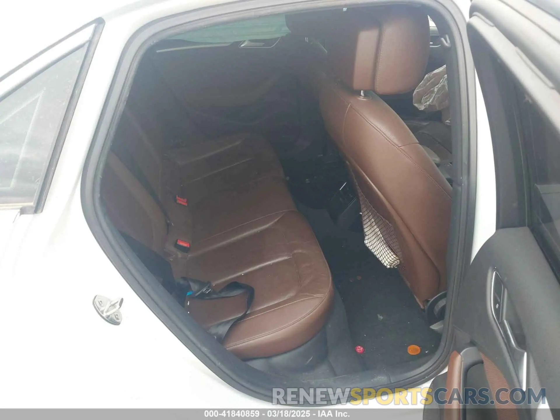 8 Фотография поврежденного автомобиля WAUBEGFF8KA113719 AUDI A3 2019