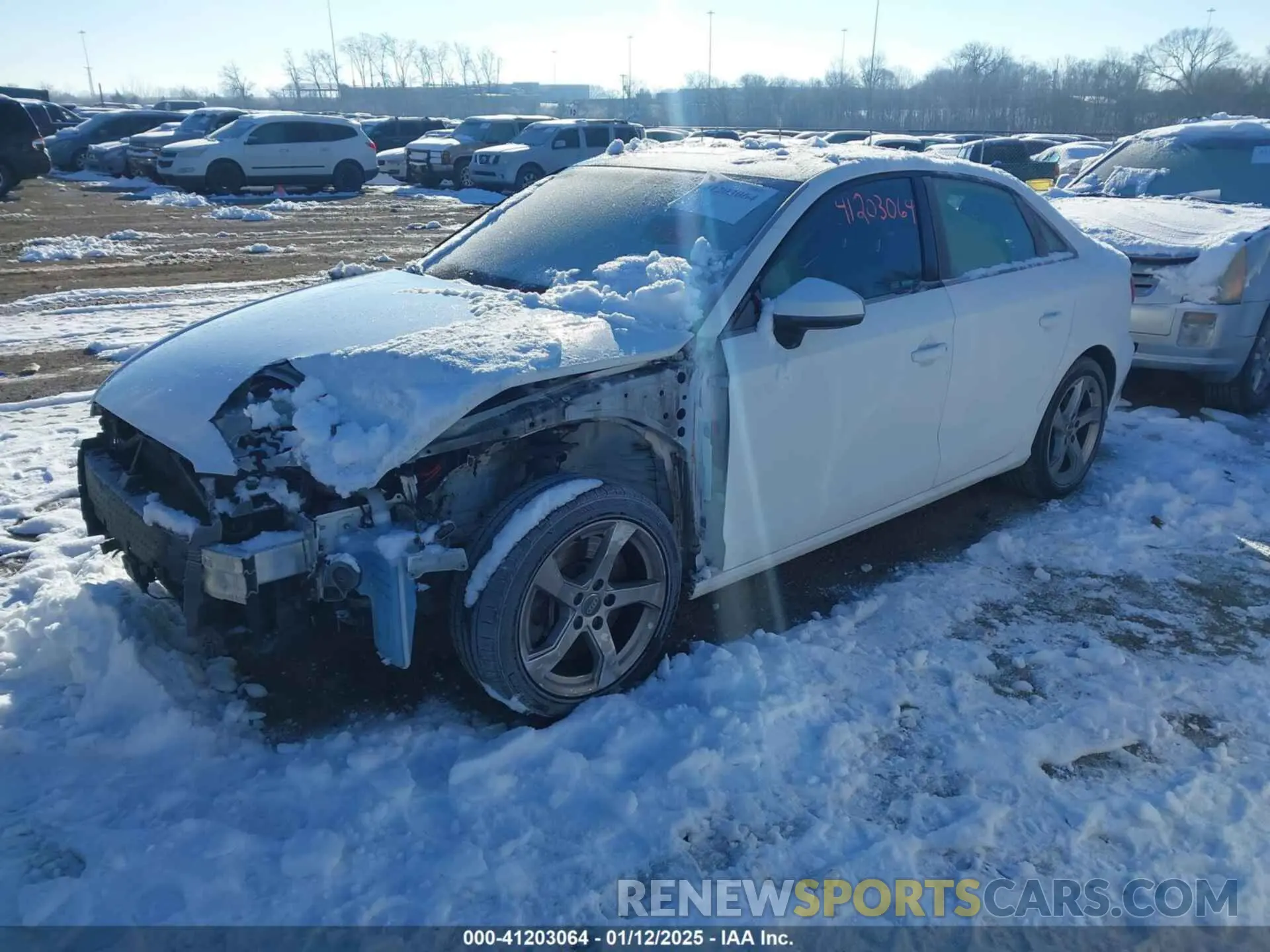 2 Фотография поврежденного автомобиля WAUBEGFFXKA081971 AUDI A3 2019