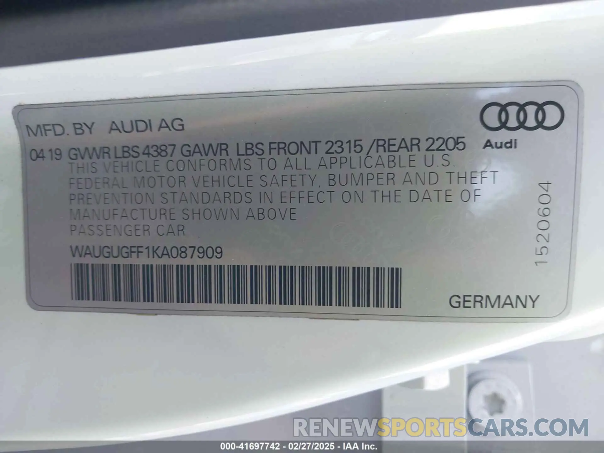 9 Фотография поврежденного автомобиля WAUGUGFF1KA087909 AUDI A3 2019