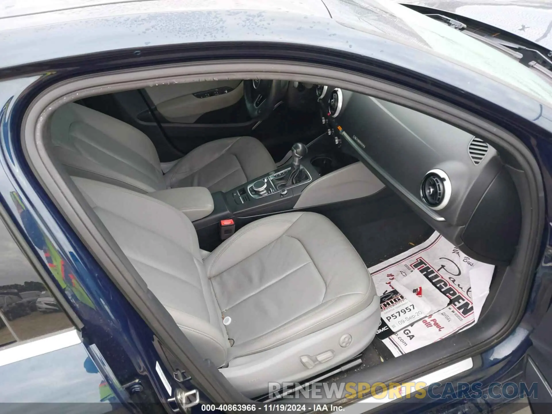 5 Фотография поврежденного автомобиля WAUJEGFF4K1016934 AUDI A3 2019