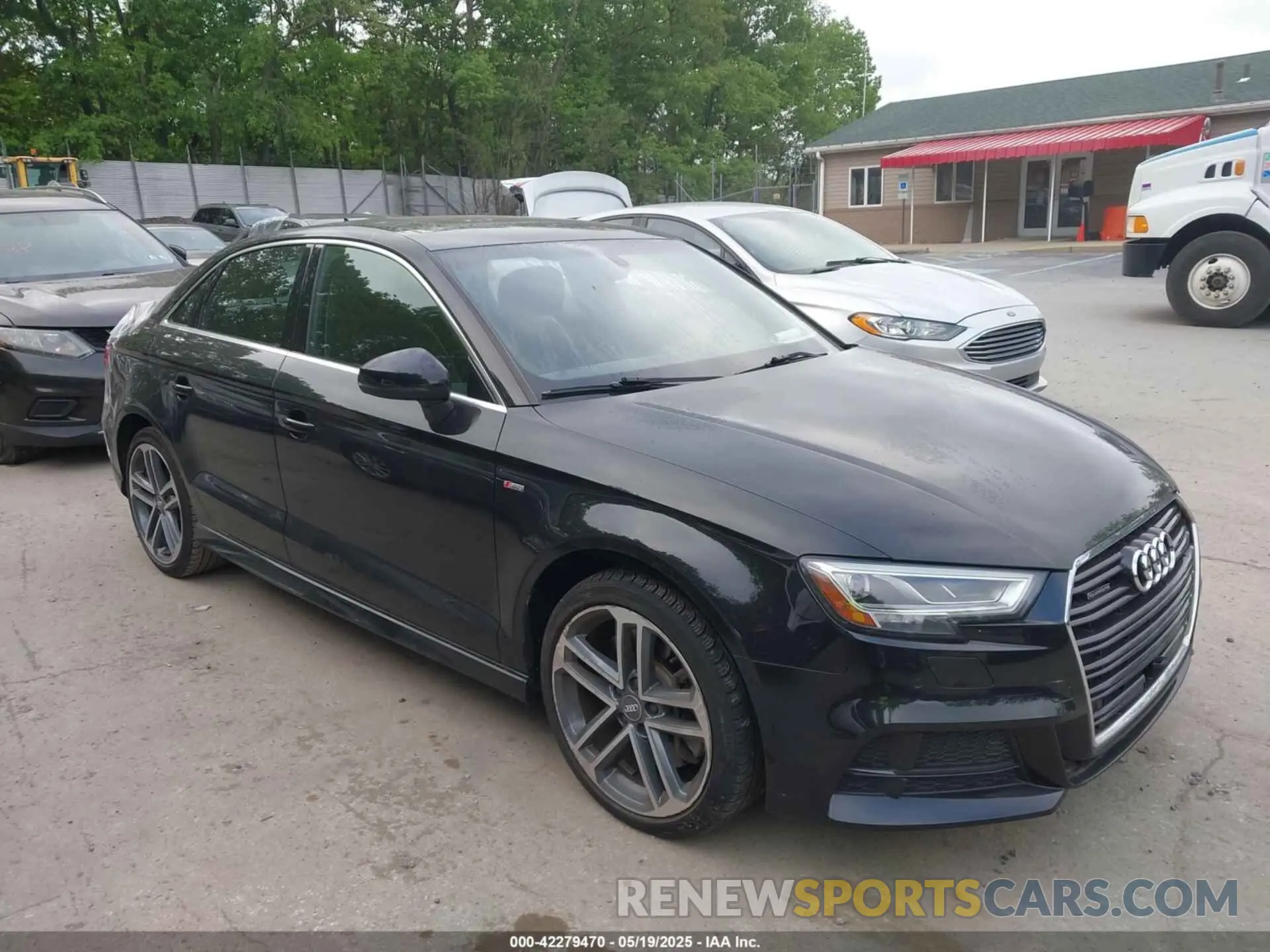 1 Photograph of a damaged car WAUJEGFF6K1017339 AUDI A3 2019