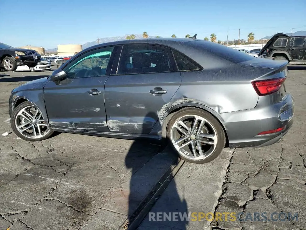 2 Фотография поврежденного автомобиля WAUAUGFF1LA104862 AUDI A3 2020