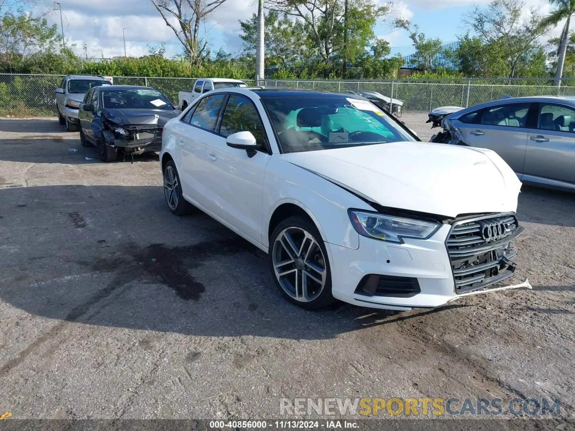 1 Фотография поврежденного автомобиля WAUAUGFF4LA103432 AUDI A3 2020