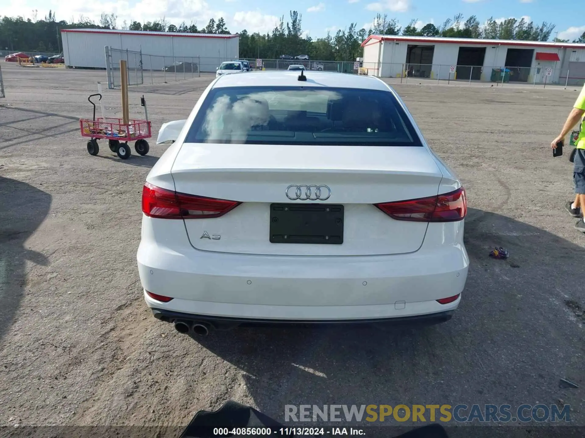 15 Фотография поврежденного автомобиля WAUAUGFF4LA103432 AUDI A3 2020