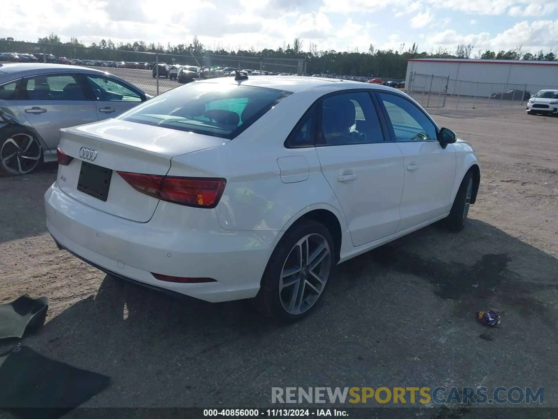 4 Фотография поврежденного автомобиля WAUAUGFF4LA103432 AUDI A3 2020