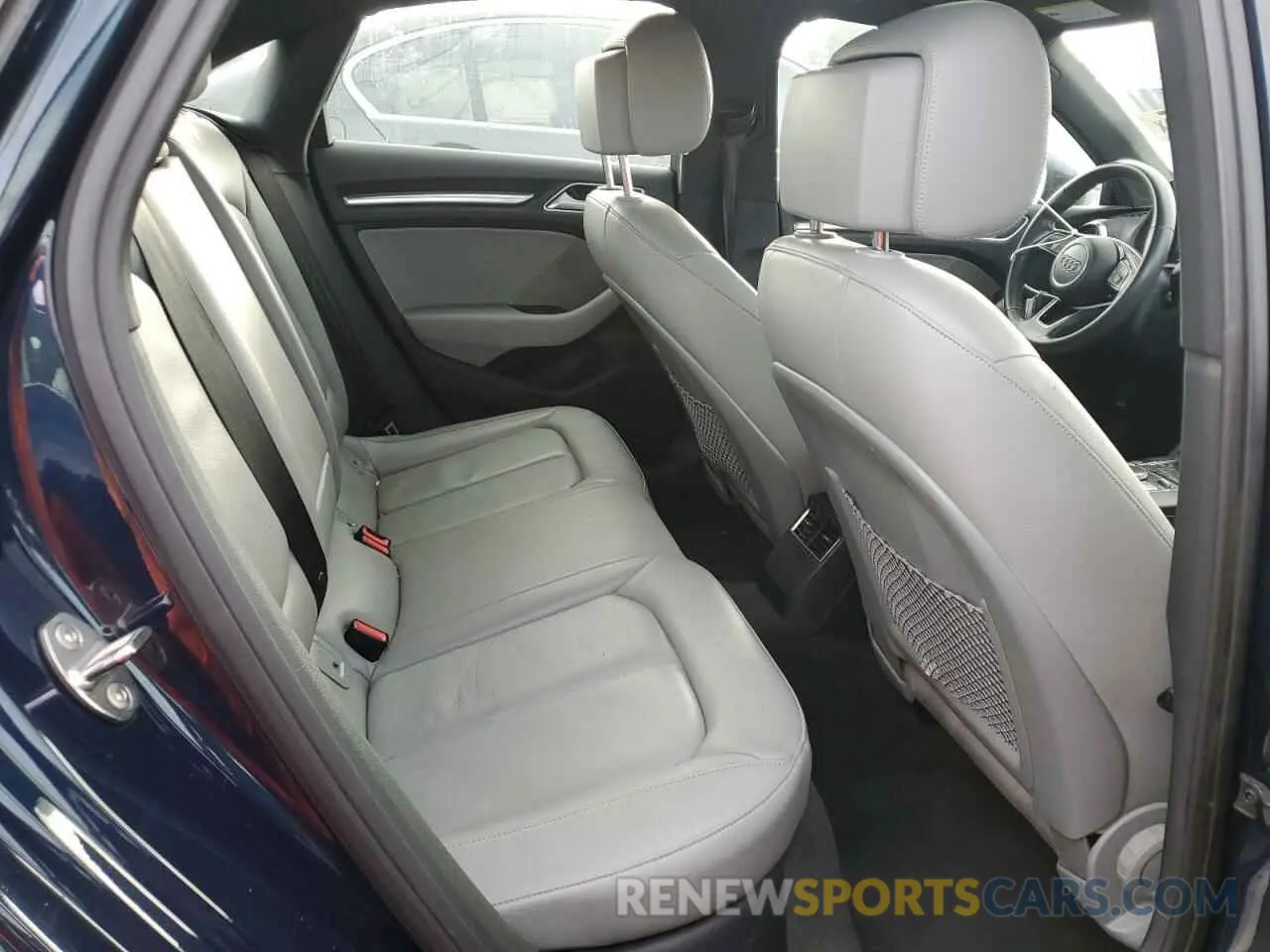 10 Фотография поврежденного автомобиля WAUAUGFF6LA102699 AUDI A3 2020