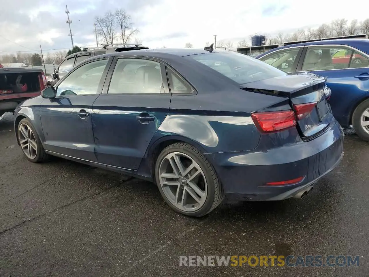 2 Фотография поврежденного автомобиля WAUAUGFF6LA102699 AUDI A3 2020