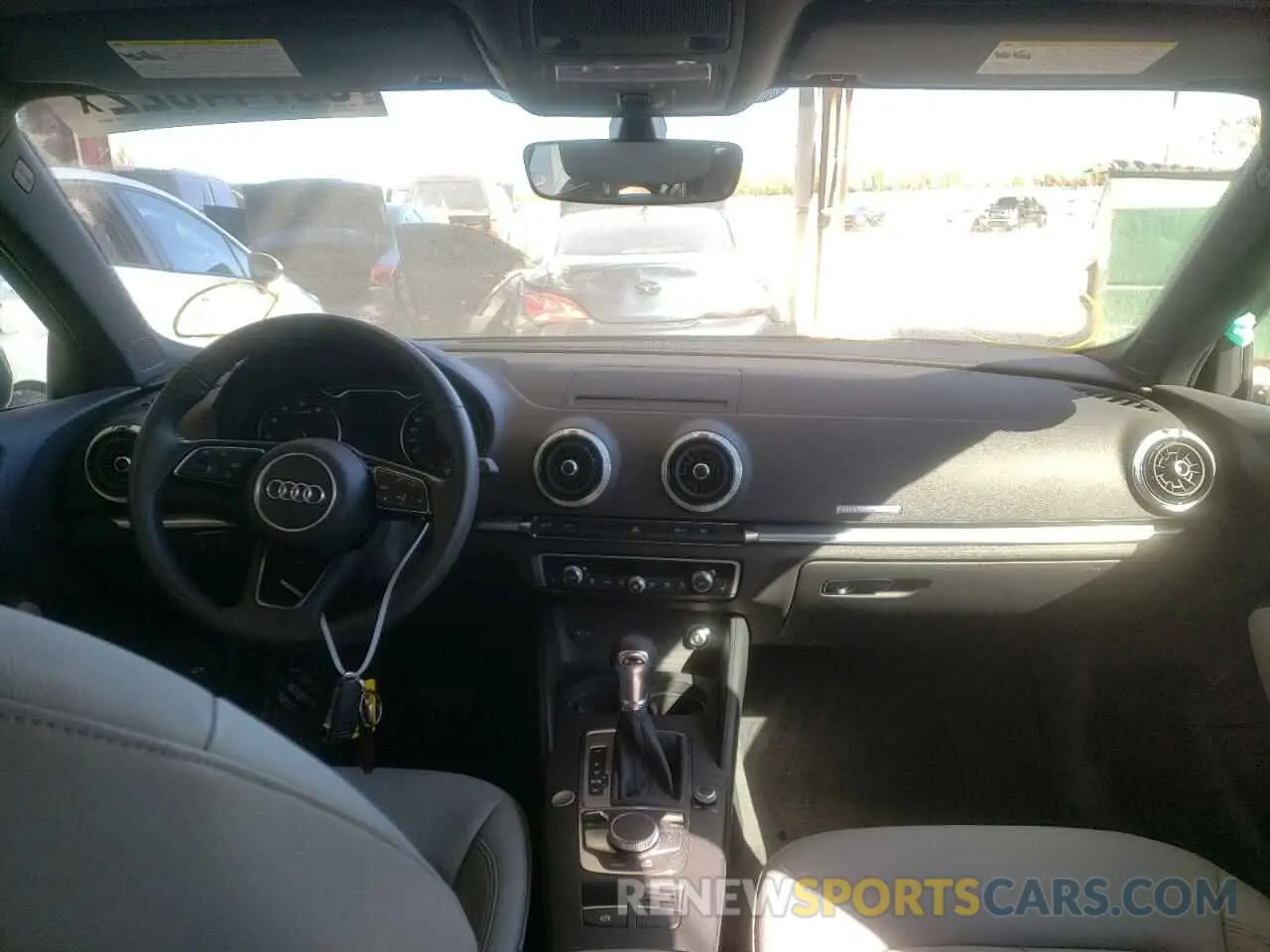 9 Фотография поврежденного автомобиля WAUAUGFF9LA088619 AUDI A3 2020