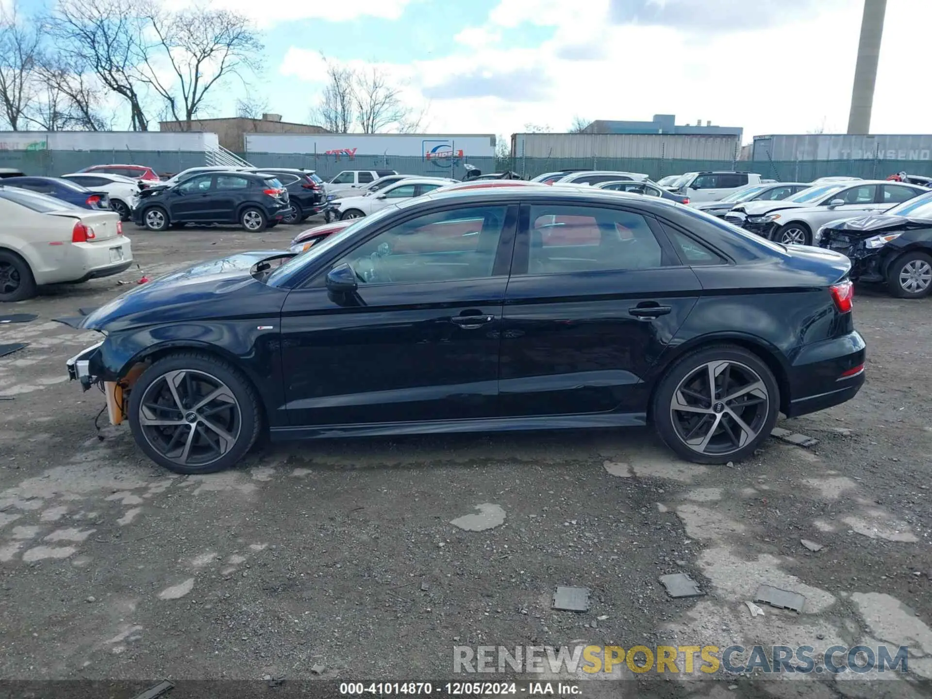 15 Фотография поврежденного автомобиля WAUBEGFF6LA006640 AUDI A3 2020
