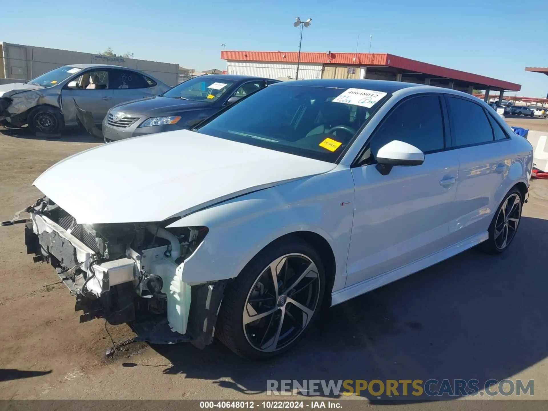 2 Фотография поврежденного автомобиля WAUBEGFF6LA059998 AUDI A3 2020