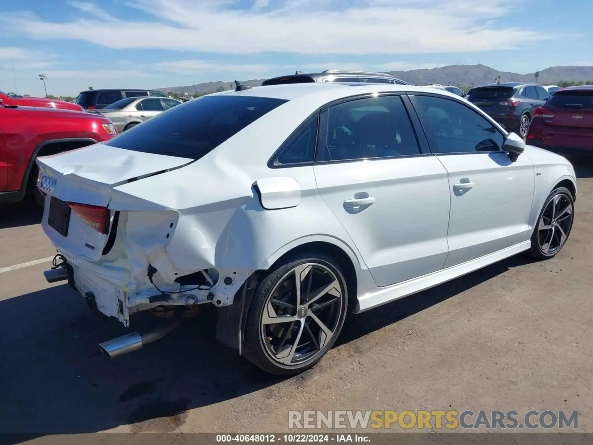 4 Фотография поврежденного автомобиля WAUBEGFF6LA059998 AUDI A3 2020