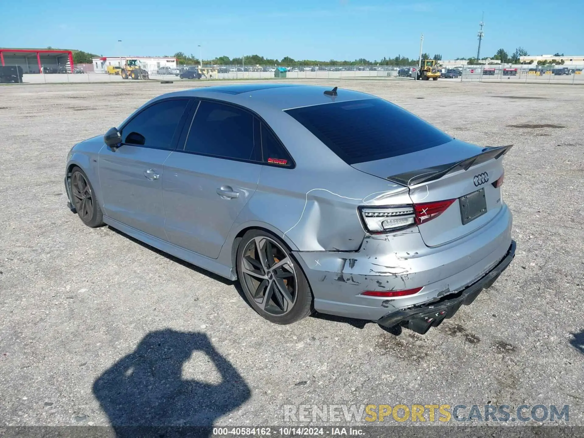 6 Фотография поврежденного автомобиля WAUBEGFF6LA090152 AUDI A3 2020