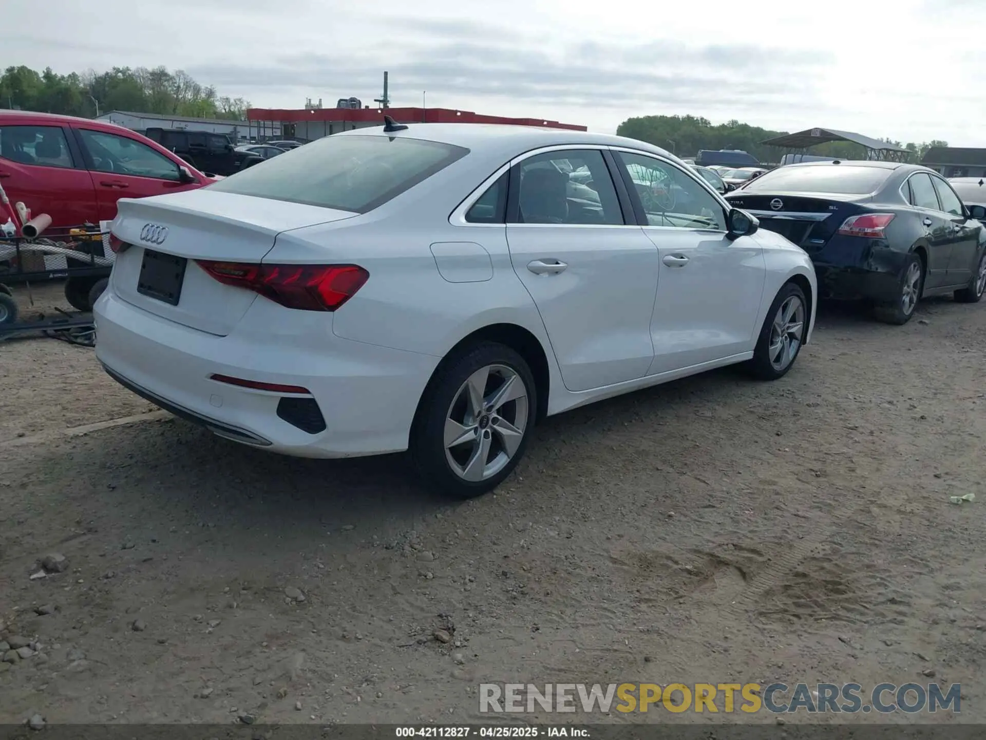 4 Фотография поврежденного автомобиля WAUAUDGY2NA033575 AUDI A3 2022