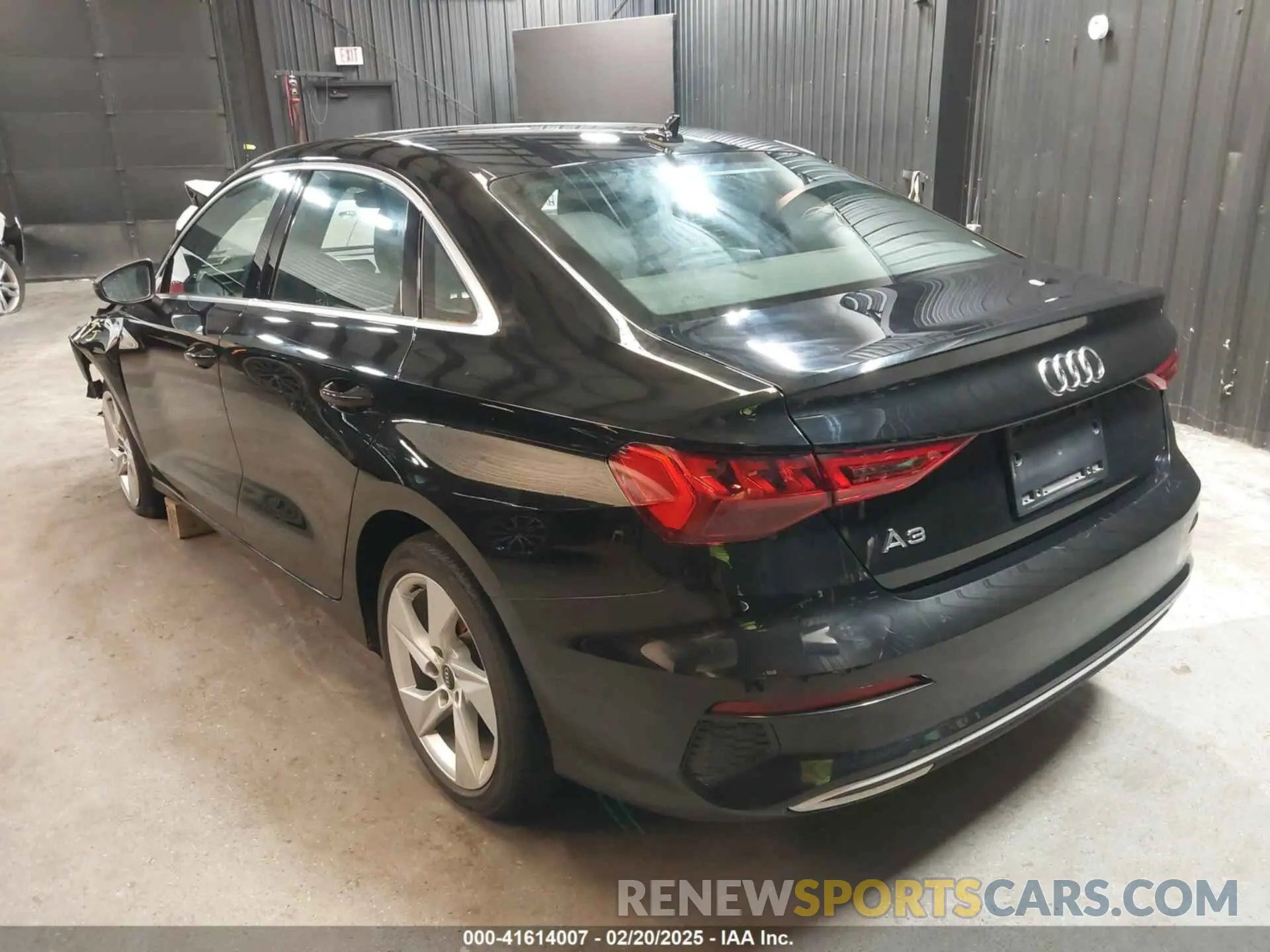 3 Photograph of a damaged car WAUAUDGY7NA089656 AUDI A3 2022