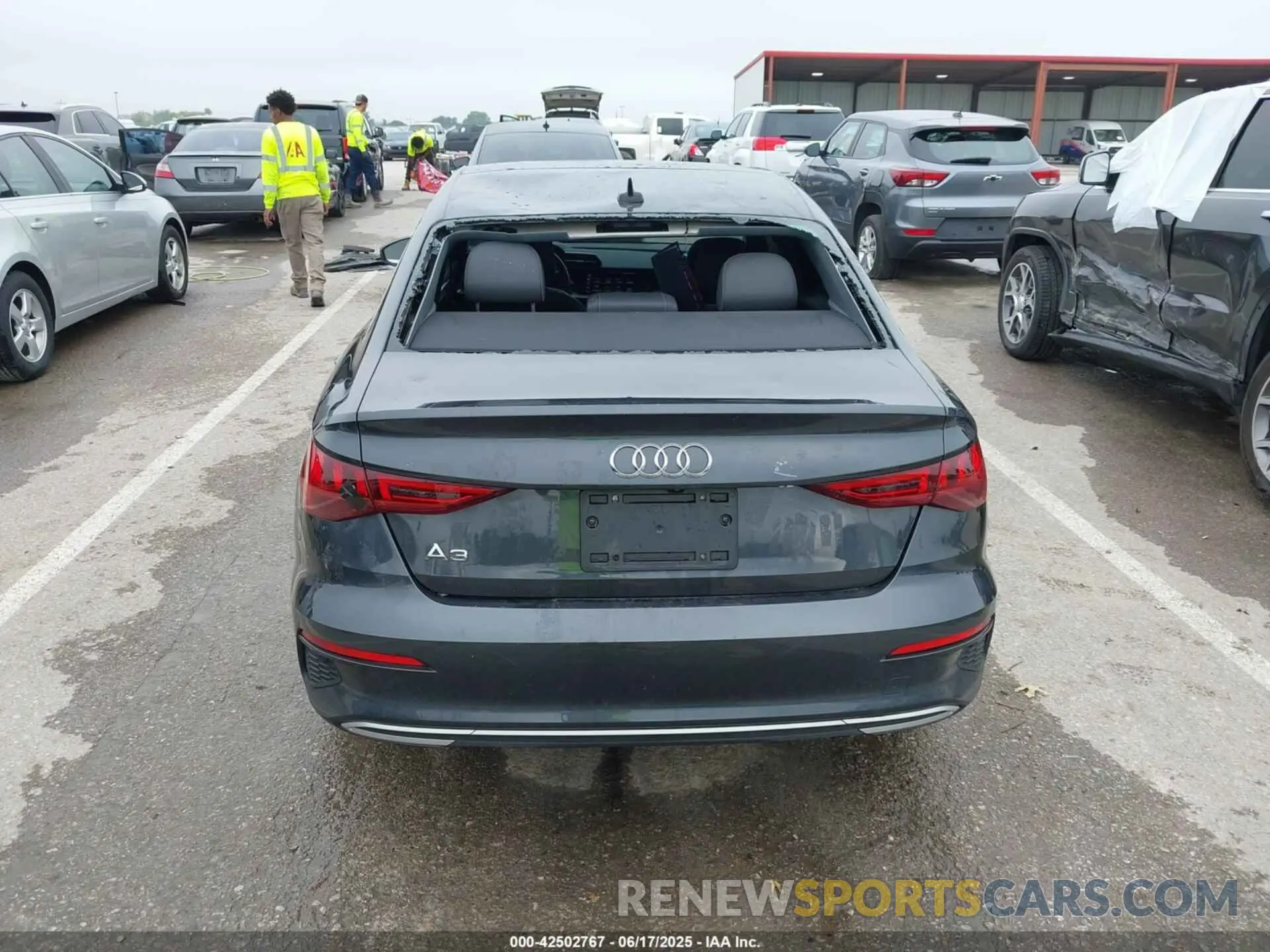 16 Фотография поврежденного автомобиля WAUAUDGY8NA075426 AUDI A3 2022