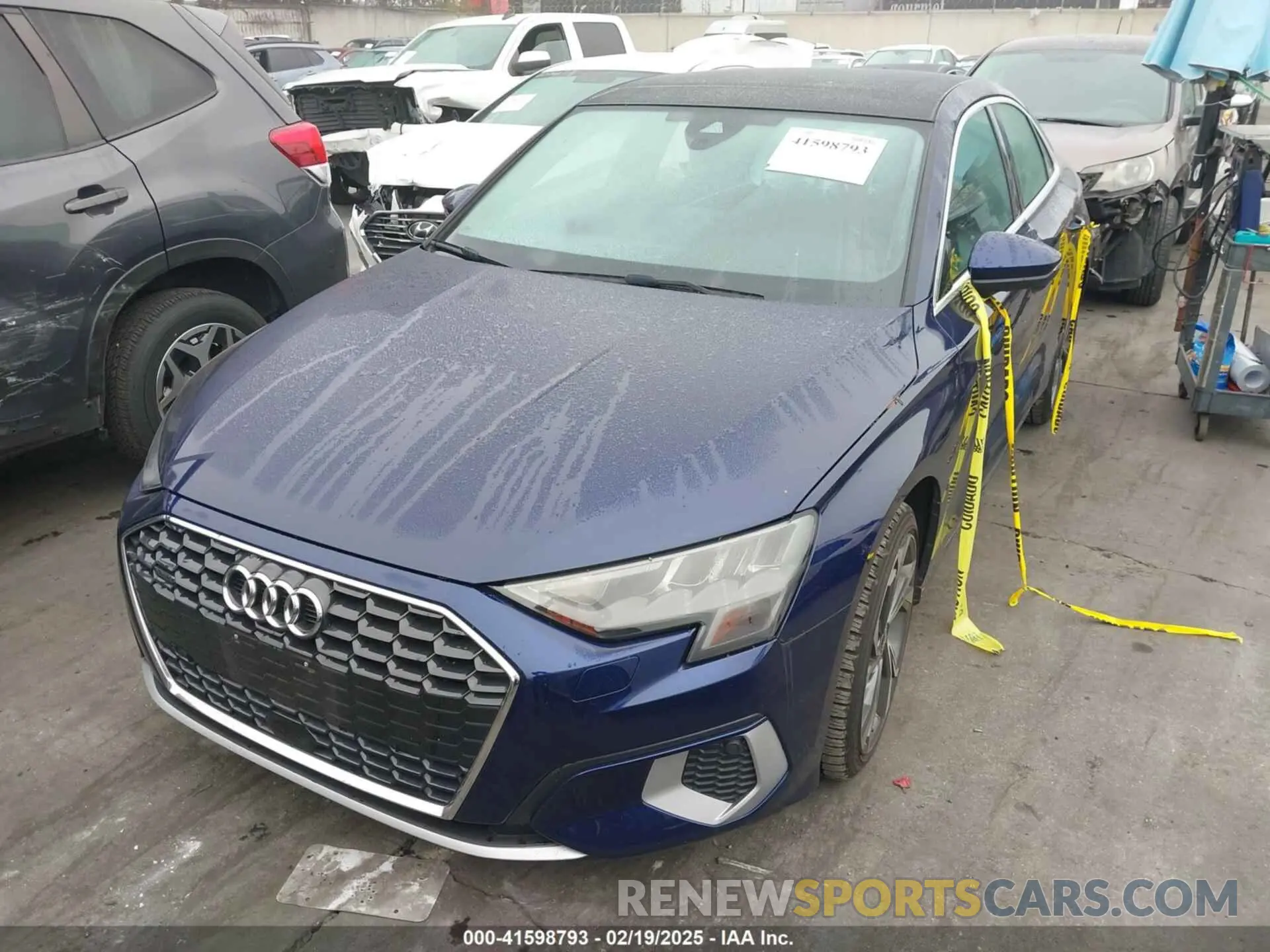 2 Photograph of a damaged car WAUGUDGY6NA071109 AUDI A3 2022