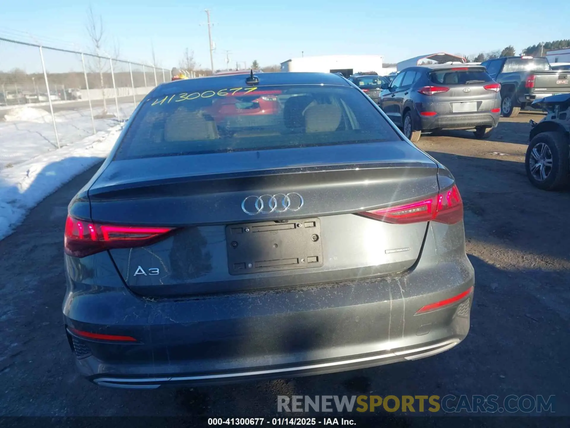 16 Фотография поврежденного автомобиля WAUGUDGY7NA061737 AUDI A3 2022