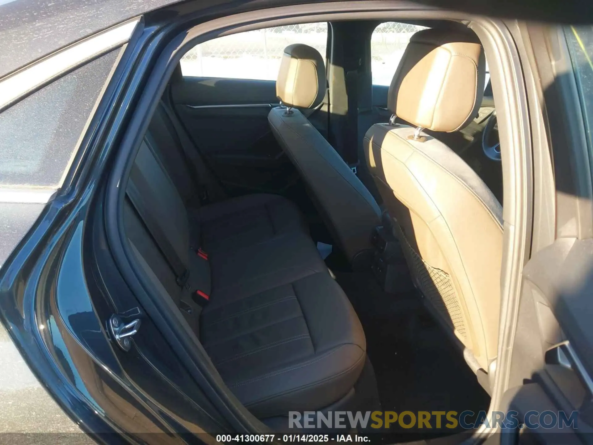 8 Фотография поврежденного автомобиля WAUGUDGY7NA061737 AUDI A3 2022