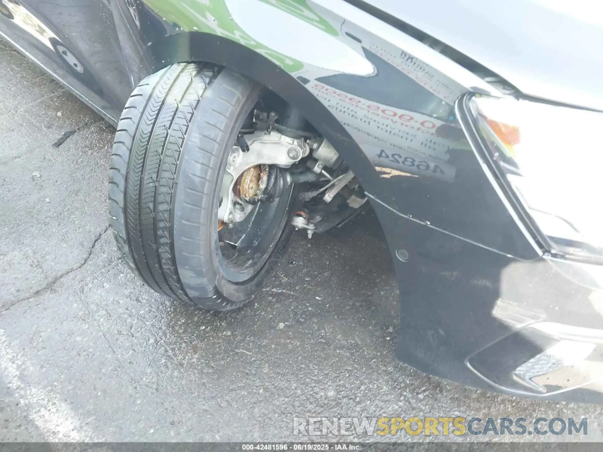 6 Photograph of a damaged car WAUHUDGY5NA092523 AUDI A3 2022