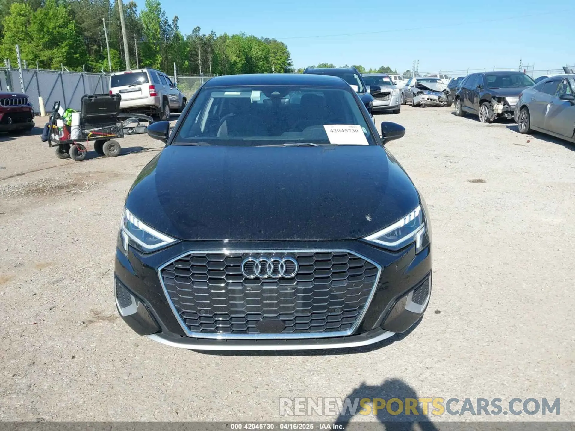 12 Фотография поврежденного автомобиля WAUAUDGY1PA070894 AUDI A3 2023