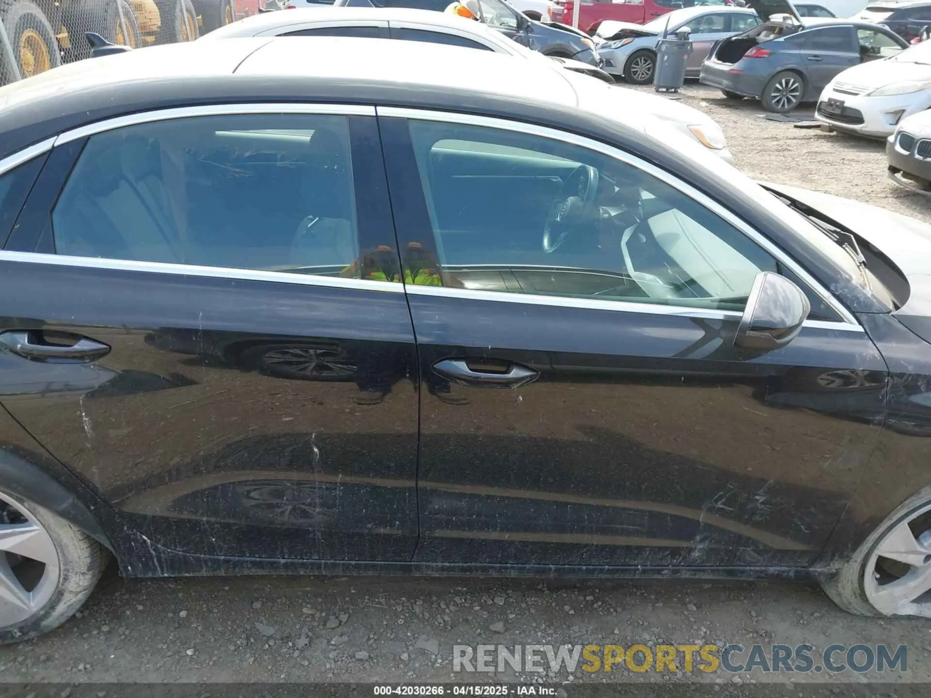 14 Фотография поврежденного автомобиля WAUAUDGY6PA038216 AUDI A3 2023