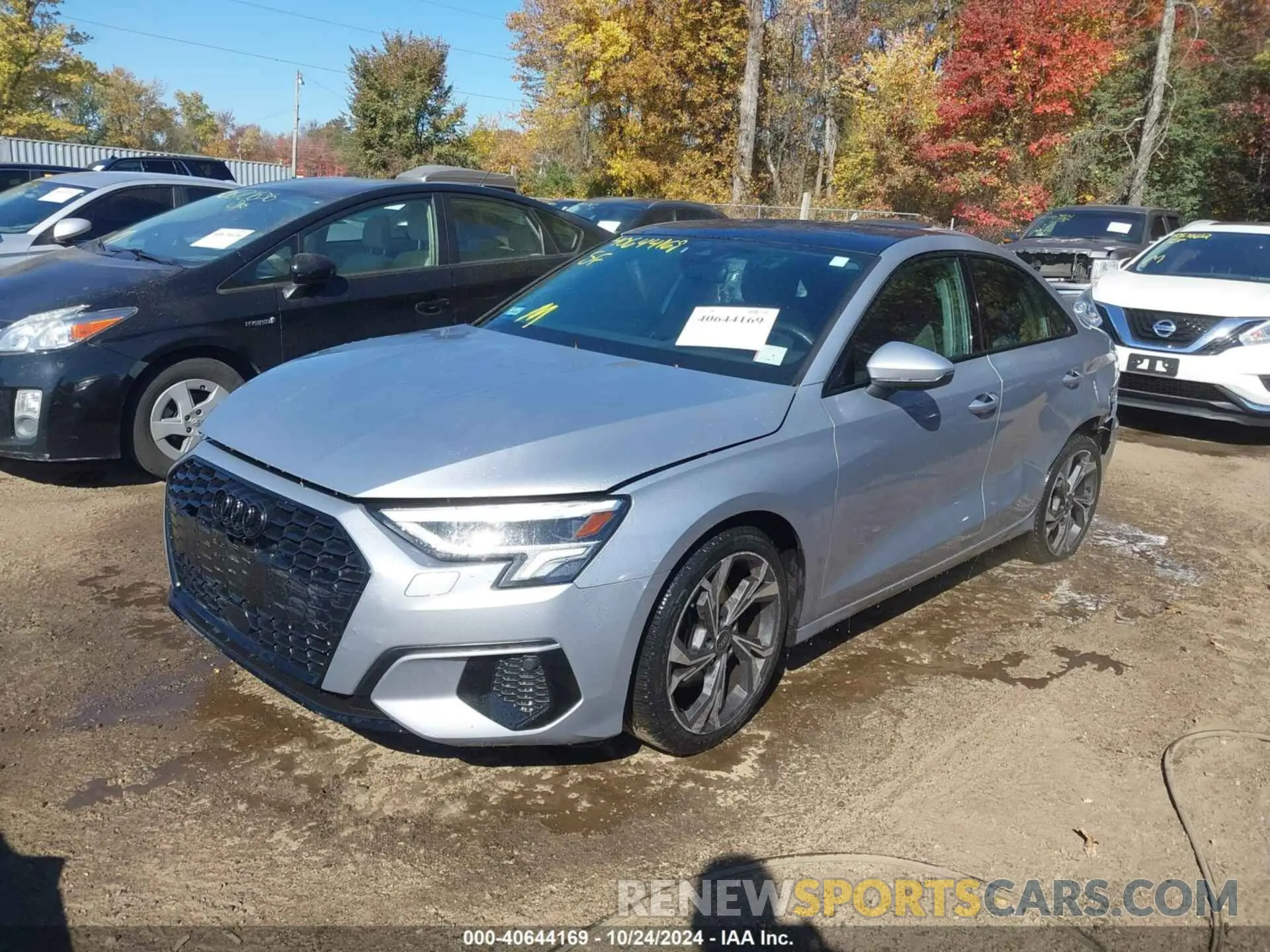 2 Фотография поврежденного автомобиля WAUAUDGY7PA013244 AUDI A3 2023