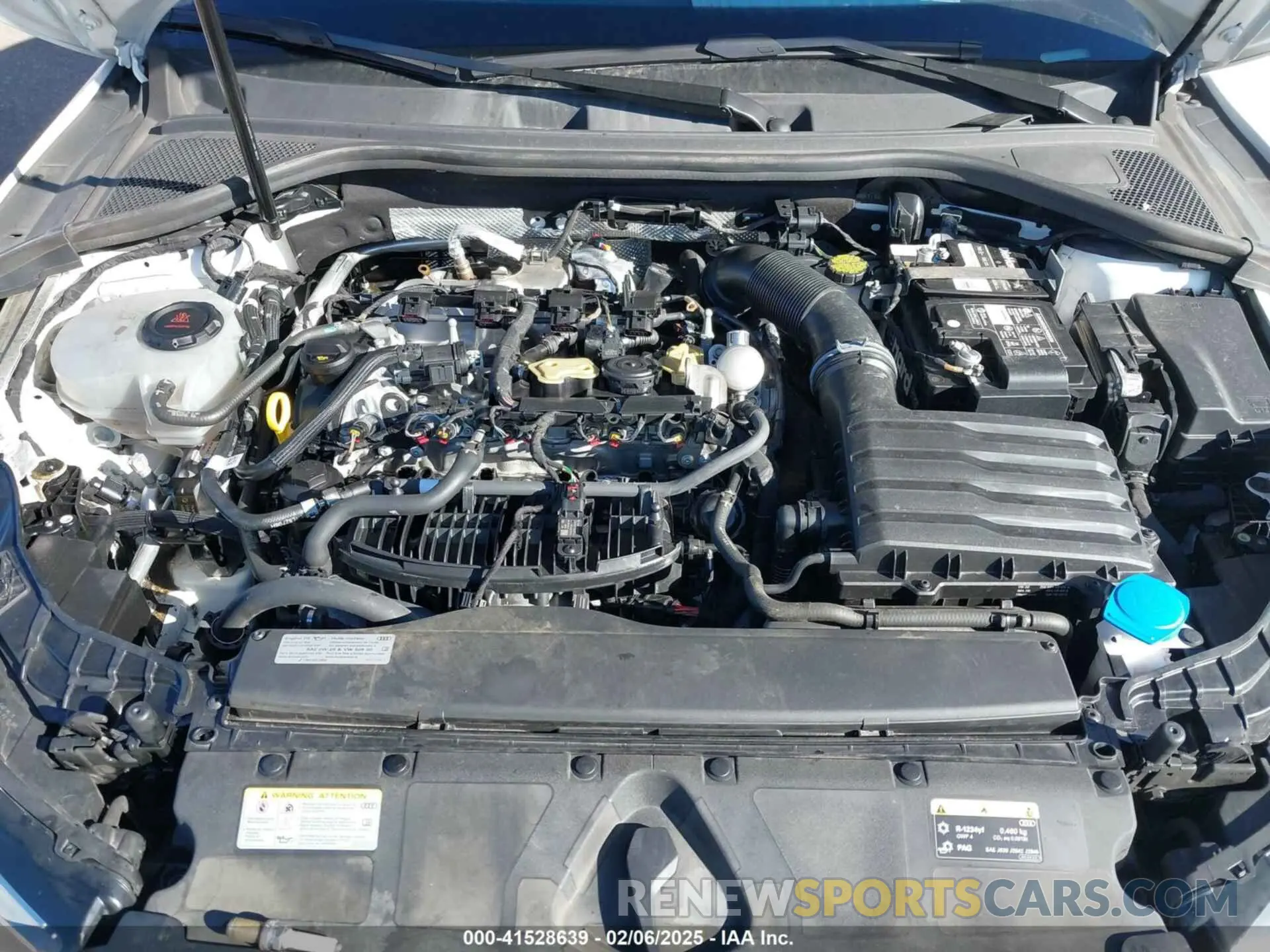 10 Фотография поврежденного автомобиля WAUAUDGY7PA037981 AUDI A3 2023