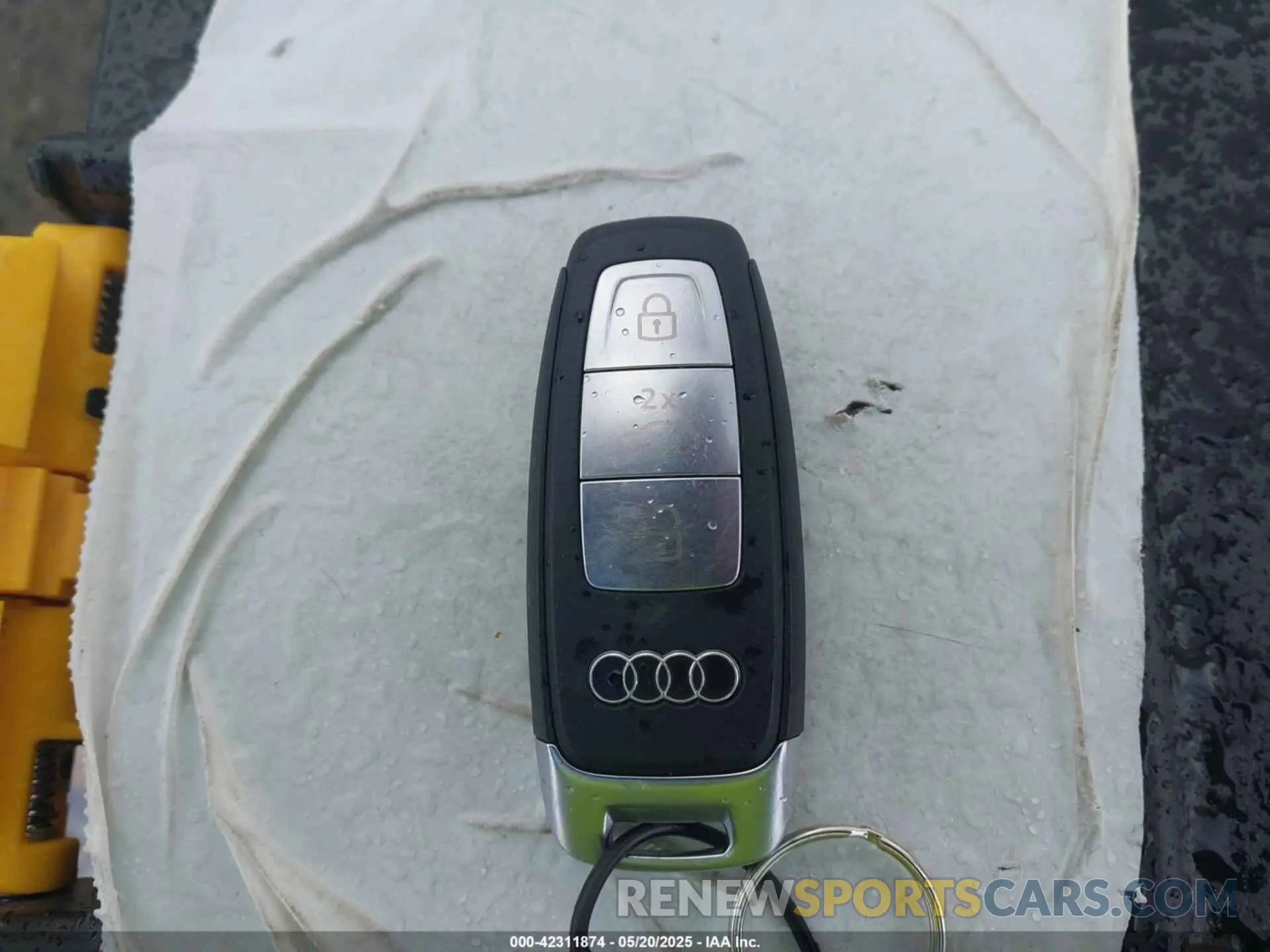 11 Фотография поврежденного автомобиля WAUAUDGYXPA118652 AUDI A3 2023
