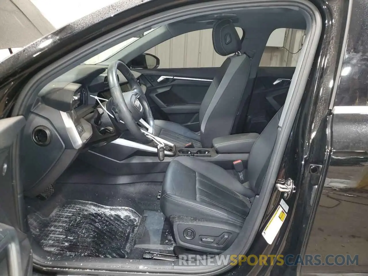 7 Фотография поврежденного автомобиля WAUBUDGY8PA063767 AUDI A3 2023